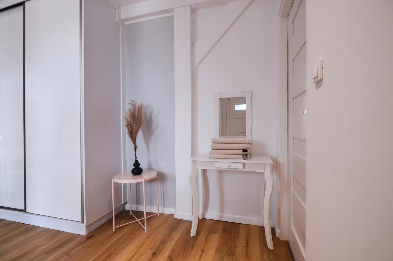 Citystay Brzezno Studio 3 Min Do Plazy Гданск Екстериор снимка